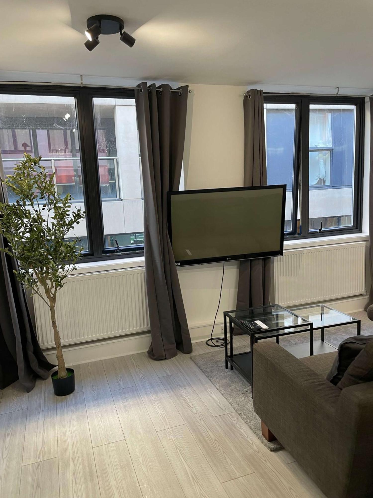 2 Bdrm Contemporary Central London Apartment Londres Exterior foto